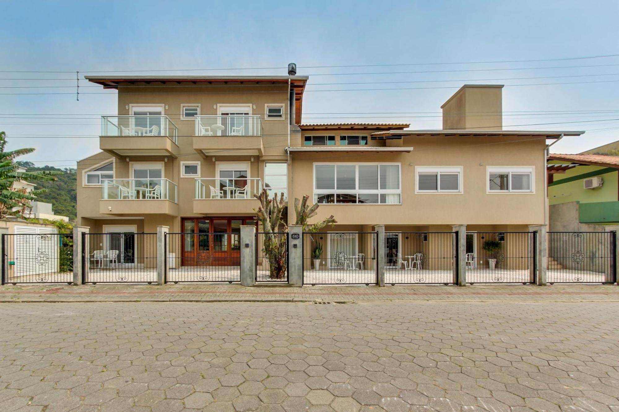 Residencial Casa Flora *