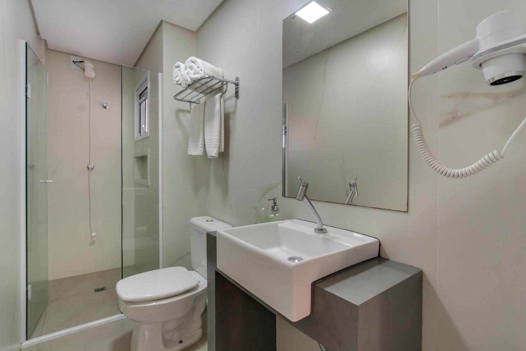 Residencial Casa Flora Bombinhas